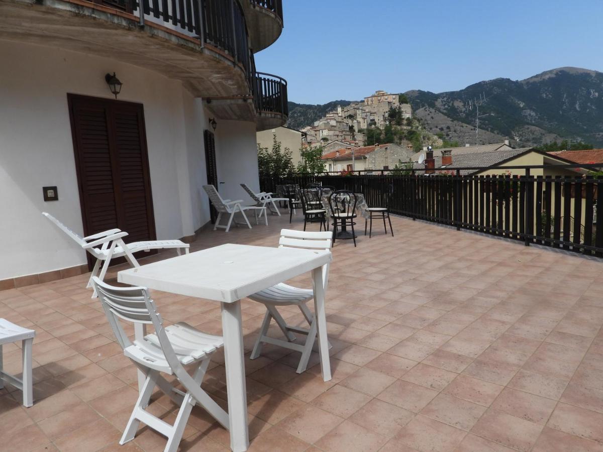 B&B La Tana Dell'Orso Villalago Zewnętrze zdjęcie