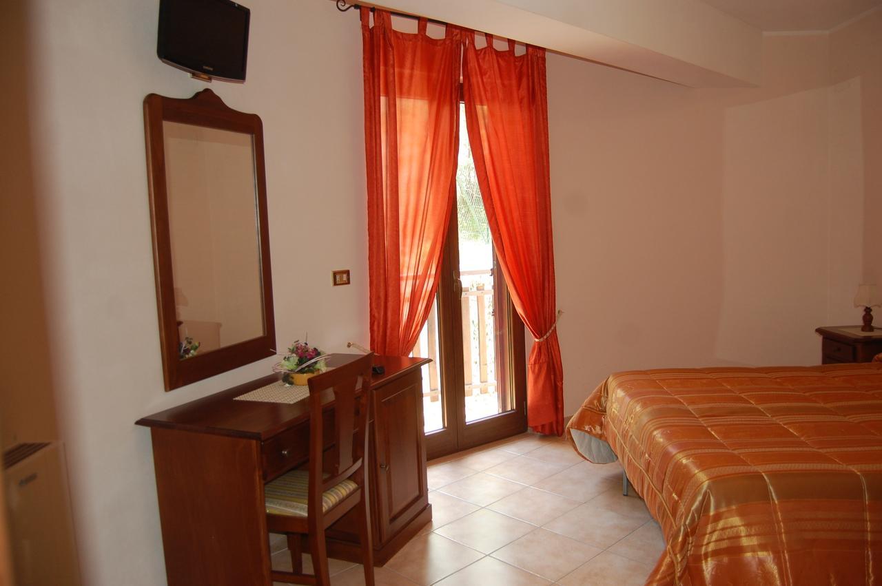 B&B La Tana Dell'Orso Villalago Zewnętrze zdjęcie