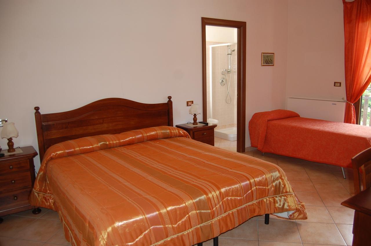 B&B La Tana Dell'Orso Villalago Zewnętrze zdjęcie