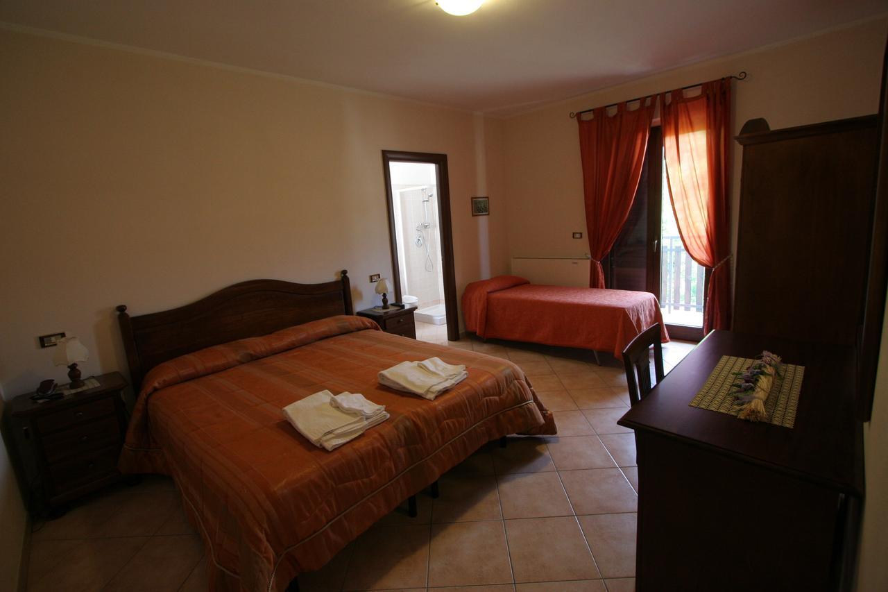 B&B La Tana Dell'Orso Villalago Zewnętrze zdjęcie